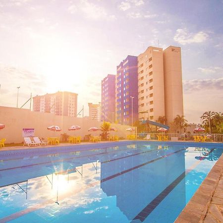 Golden Dolphin Caldas Novas Hotel Oficial Zewnętrze zdjęcie